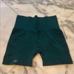 Emerald High-Waisted Biker Shorts